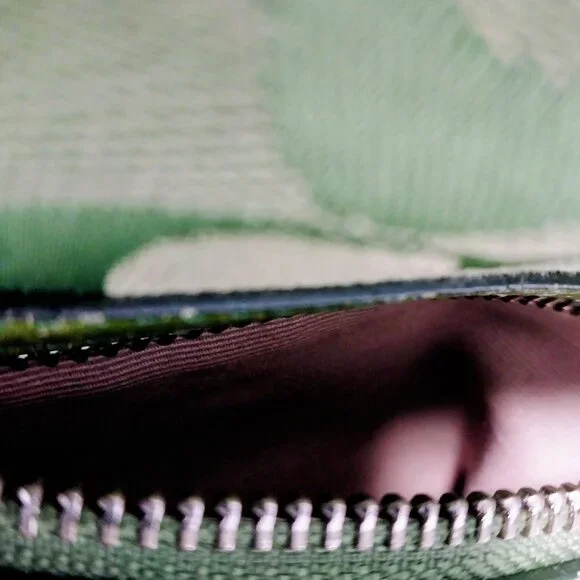 COACH Neon Lime Green Signature Monogram Soho Y2K Bag RARE Color Tassel 9362 - Picture 9 of 16